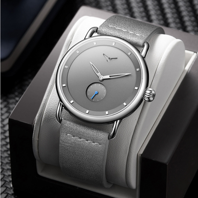 Klassische Minimalistische Uhr - Eleganz in ihrer reinsten Form