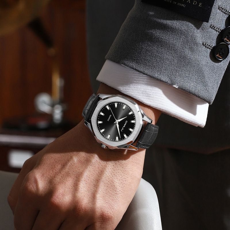 Quarzuhr im minimalistischen Casual-Stil