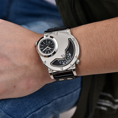 Uhr mit mehreren Zeitzonen auf Lederarmband
