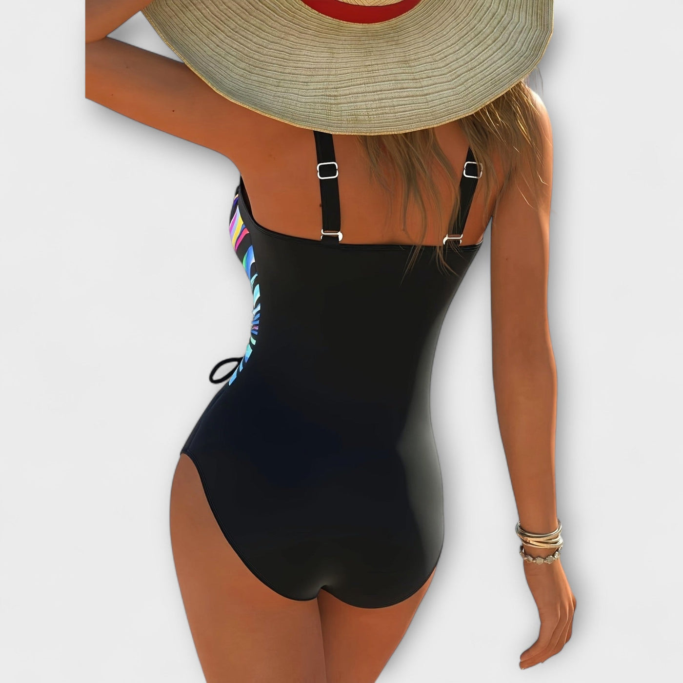Alina™ - Modischer High-Stretch-Schwimmanzug mit Crossover-Detail vorne