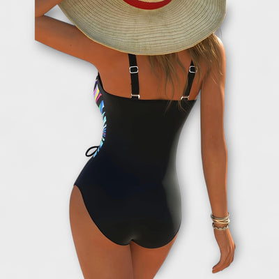 Alina™ - Modischer High-Stretch-Schwimmanzug mit Crossover-Detail vorne