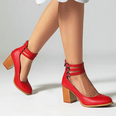 Caa™ - Glatte Sandalen mit Knöchelriemen und dickem Absatz