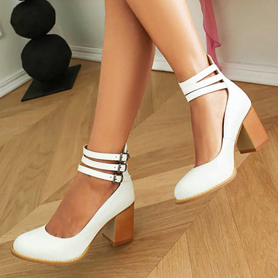 Caa™ - Glatte Sandalen mit Knöchelriemen und dickem Absatz