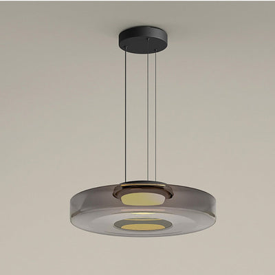 Glas-Hängeleuchten im Bauhaus-Stil
