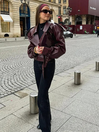 Mila | Luxuriöse rote Herbstjacke aus Leder