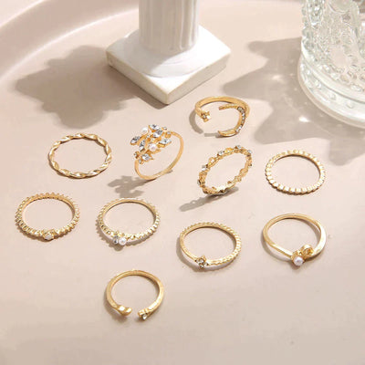 Set mit 10 eleganten Boho-Ringen aus Silber und vergoldet – Für einen raffinierten Look