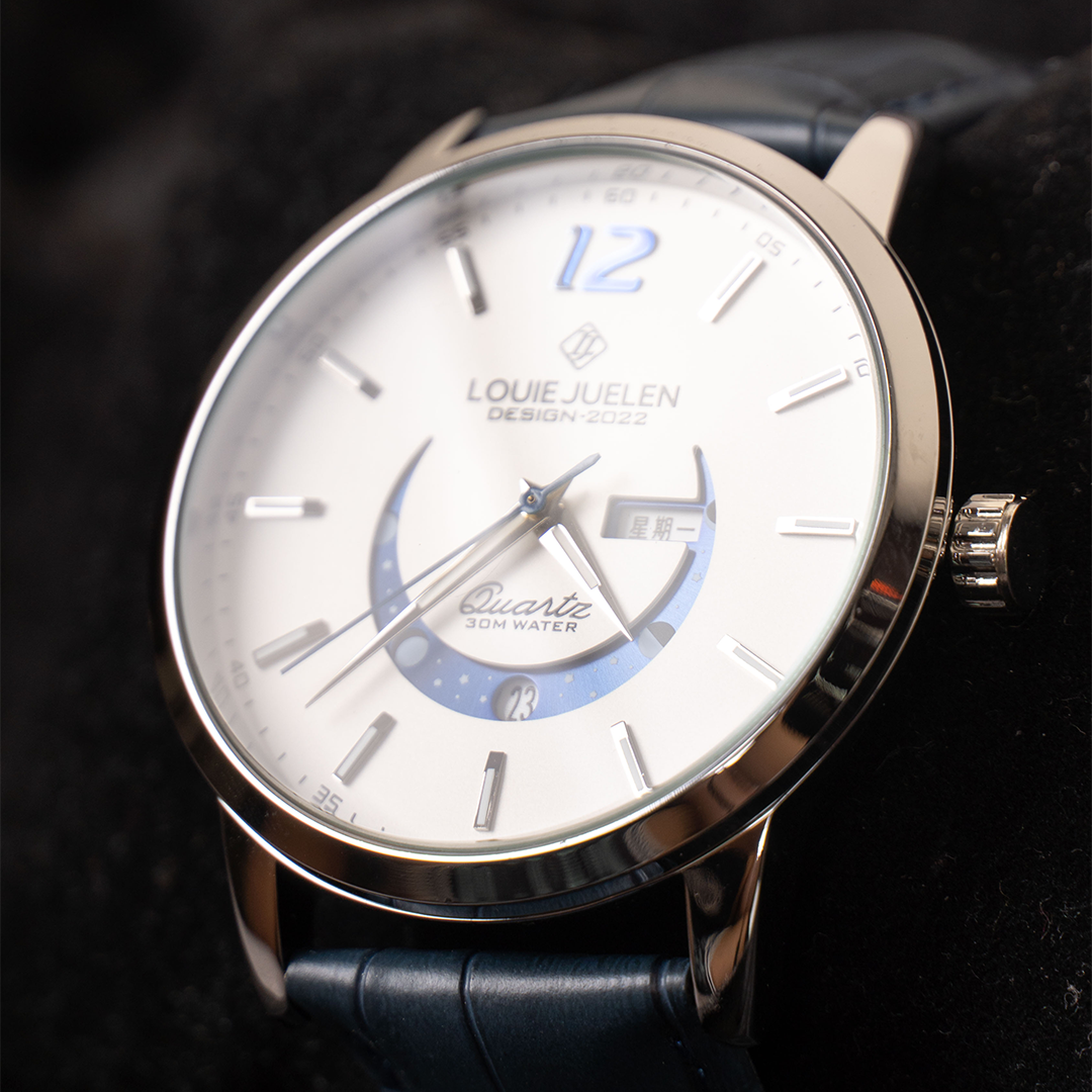 Elegante Luminous Uhr mit Mondphase