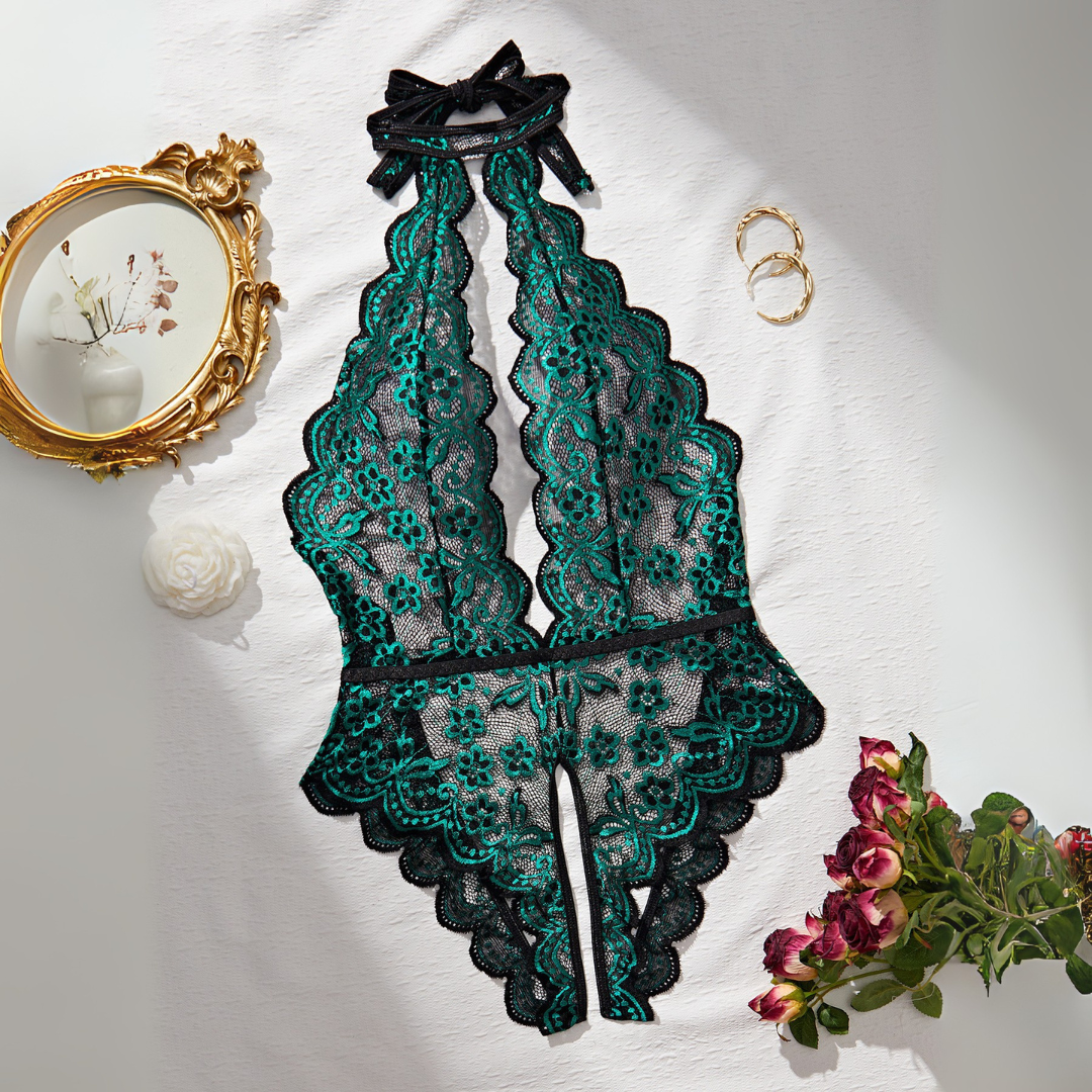 Deep-V Intense Lace
