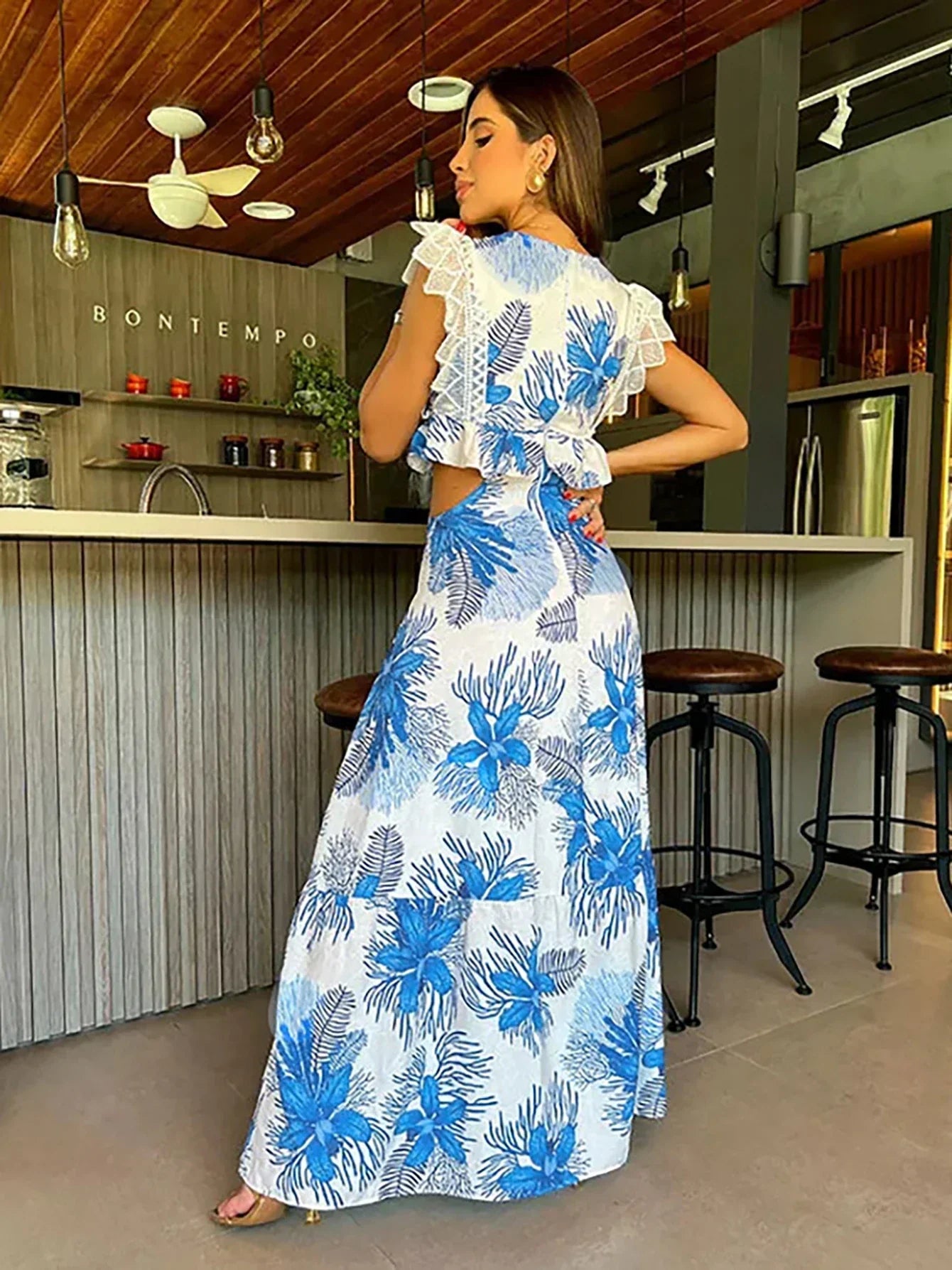 Greta - Trendiges ärmelloses Maxikleid aus Spitze