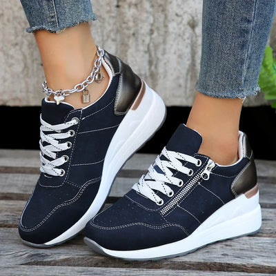 Evelina Sneaker
