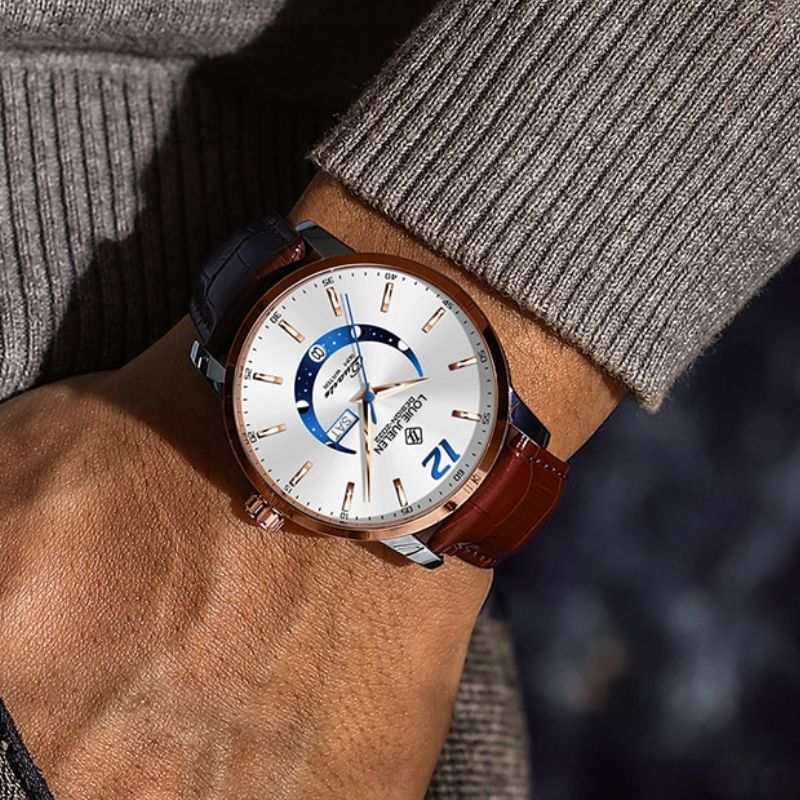 Elegante Luminous Uhr mit Mondphase