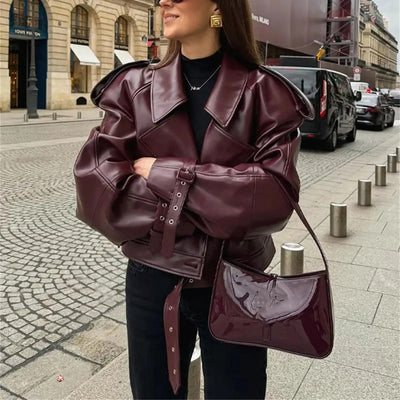 Mila | Luxuriöse rote Herbstjacke aus Leder