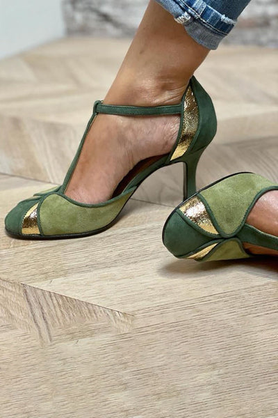 Alona™ - Dekolleté Patchwork mit T-Riemen und geschlossener Spitze