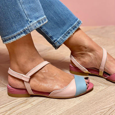 Ellela™- Asymmetrische rosa Sandalen mit Farbkombination