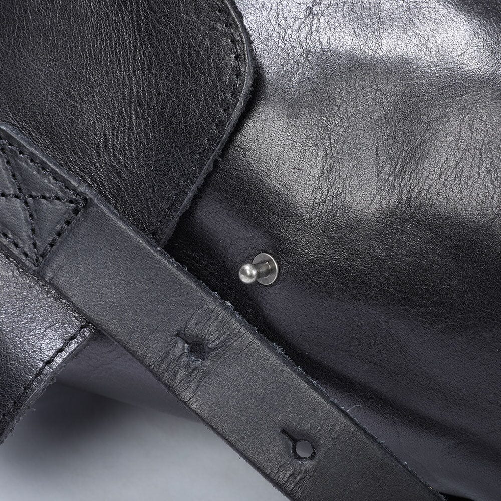 Bodo™ - Kleiner schwarzer Lederrucksack