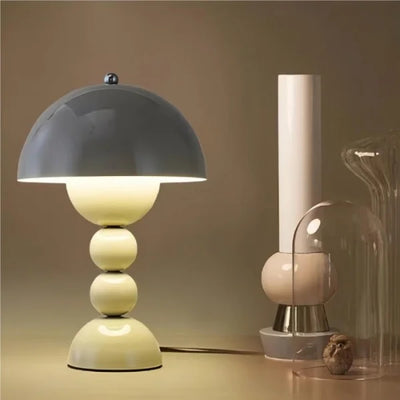 Nordische Blumenknospen Bunte Tragbare Tischlampe