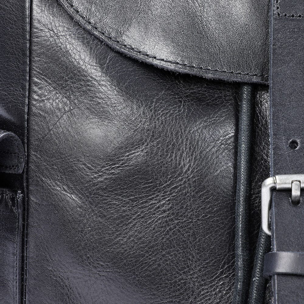 Bodo™ - Kleiner schwarzer Lederrucksack