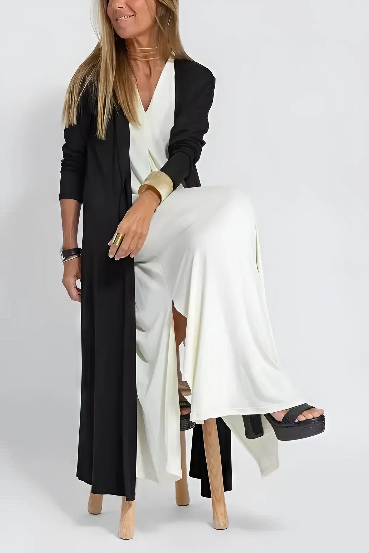 Elodie | Figurformendes Kleid mit passendem Cardigan
